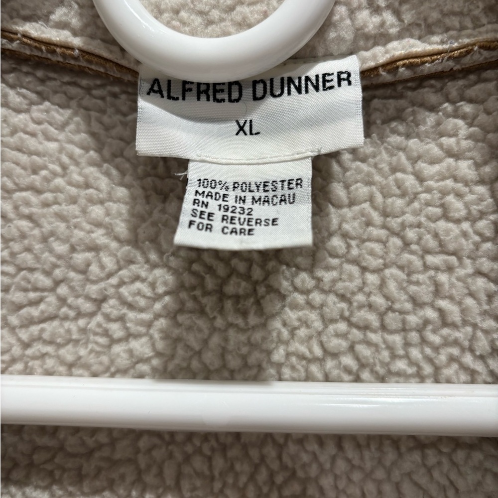 Gently used Alfred Dunner Faux Suede Jacket. - Picture 2 of 6